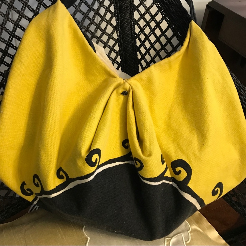 Diane Von Furstenberg Hobo Shoulder Handbag